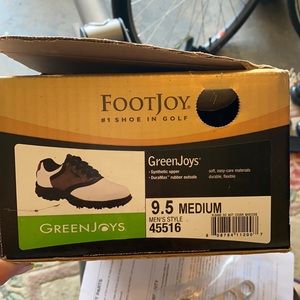 Footjoy golf shoes